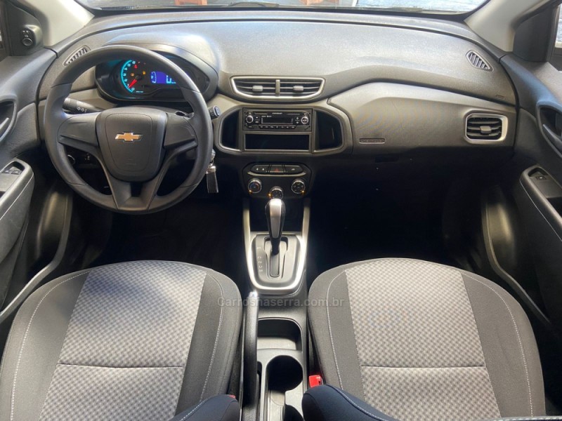 ONIX 1.4 ADVANTAGE 8V FLEX 4P AUTOMÁTICO - 2018 - NOVO HAMBURGO
