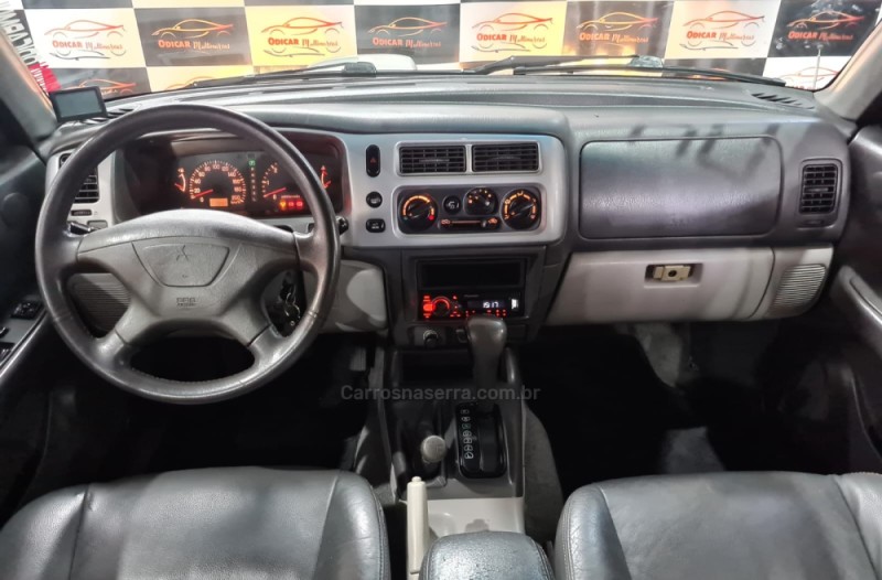 PAJERO 2.8 GLS 4X4 8V TURBO DIESEL 4P AUTOMÁTICO - 2004 - CAXIAS DO SUL