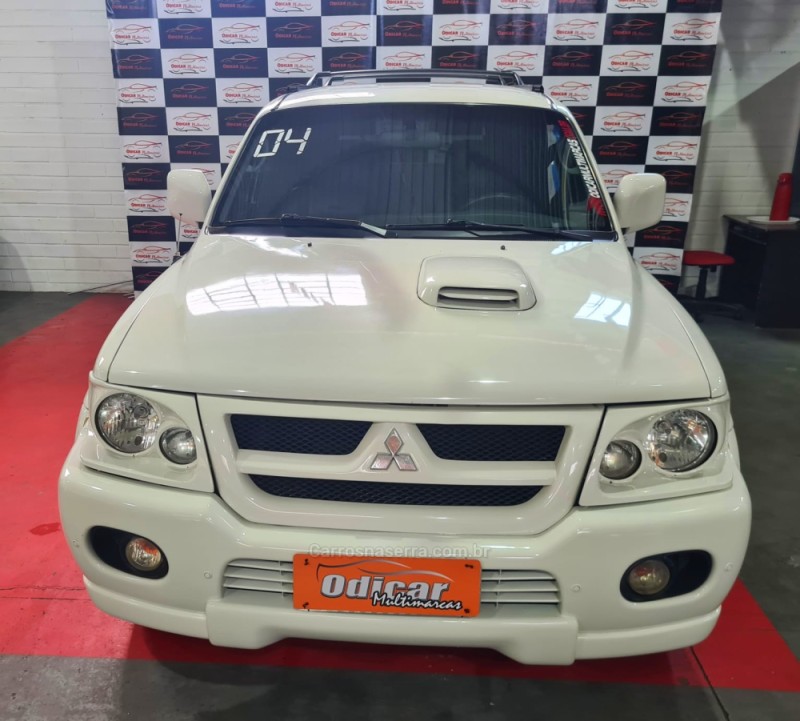 PAJERO 2.8 GLS 4X4 8V TURBO DIESEL 4P AUTOMÁTICO - 2004 - CAXIAS DO SUL