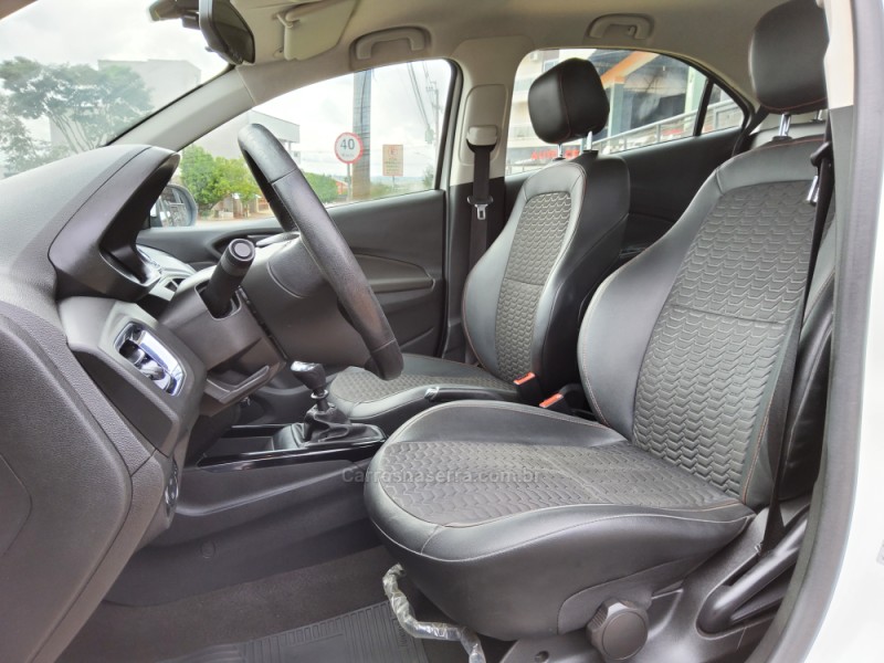 ONIX 1.4 MPFI LTZ 8V FLEX 4P MANUAL - 2018 - NãO-ME-TOQUE