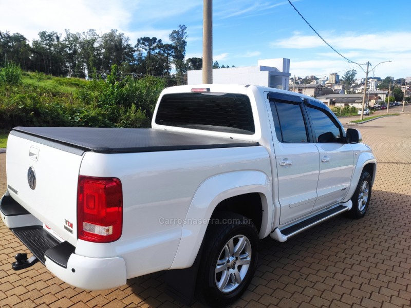 AMAROK 2.0 TRENDLINE 4X4 CD 16V TURBO INTERCOOLER DIESEL 4P AUTOMÁTICO - 2013 - GUAPORé