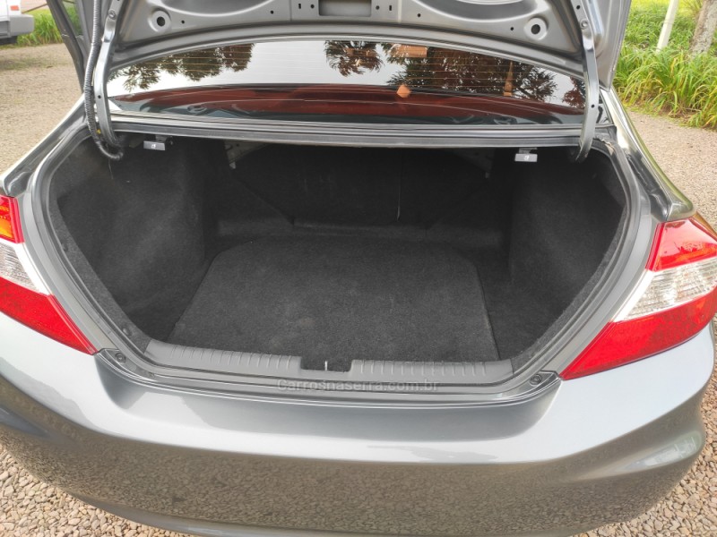 CIVIC 1.8 LXS 16V GASOLINA 4P AUTOMÁTICO - 2013 - GUAPORé