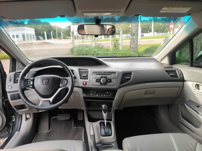CIVIC 1.8 LXS 16V GASOLINA 4P AUTOMÁTICO - 2013 - GUAPORé