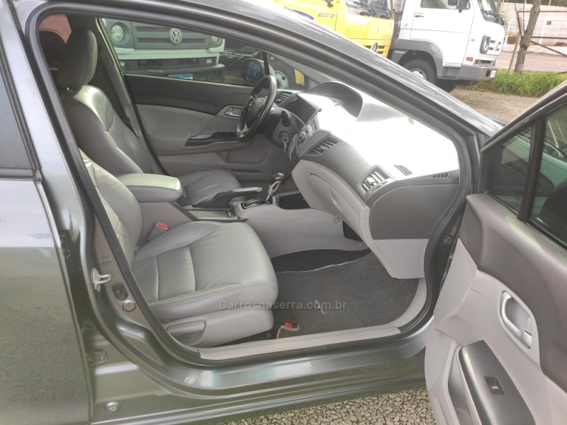 CIVIC 1.8 LXS 16V GASOLINA 4P AUTOMÁTICO - 2013 - GUAPORé