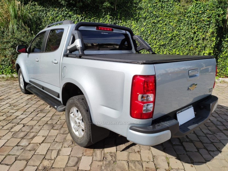 S10 2.4 LT 4X2 CD 8V FLEX 4P MANUAL - 2013 - FARROUPILHA