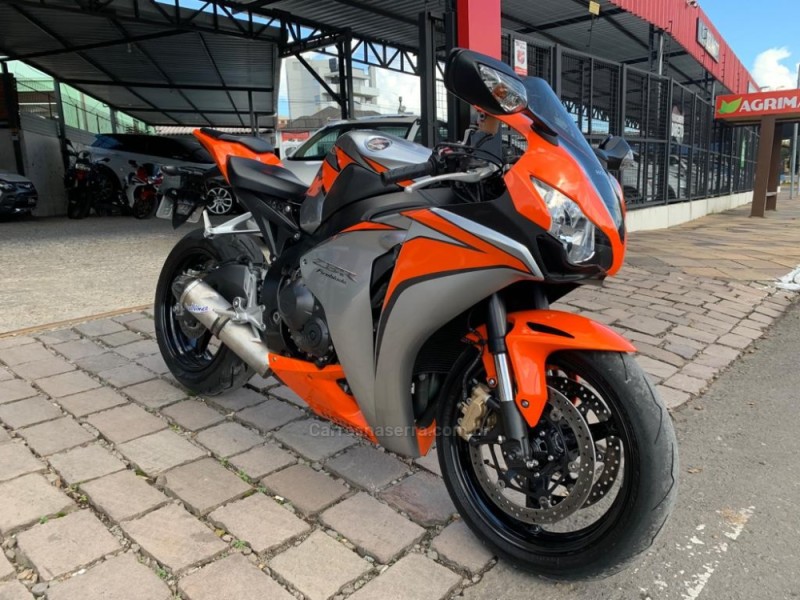 CBR 1000RR  FIREBLADE - 2010 - CAXIAS DO SUL