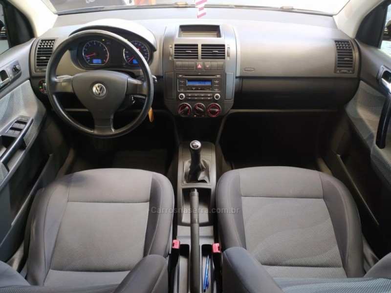 POLO SEDAN 1.6 MI 8V FLEX 4P MANUAL - 2011 - NOVO HAMBURGO