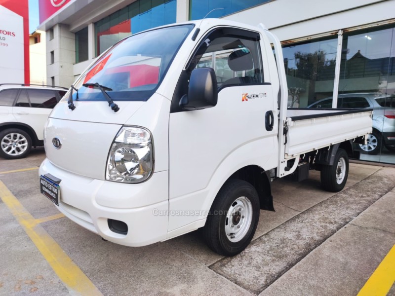 BONGO 2.5 K-2500 4X2 CS TURBO DIESEL 2P MANUAL - 2008 - CAXIAS DO SUL