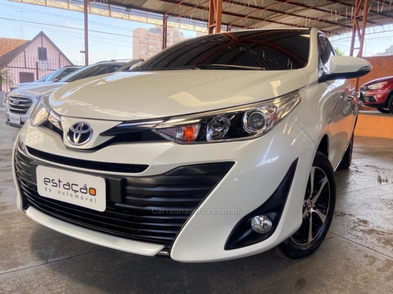 YARIS 1.5 XLS SEDAN 16V FLEX 4P AUTOMÁTICO