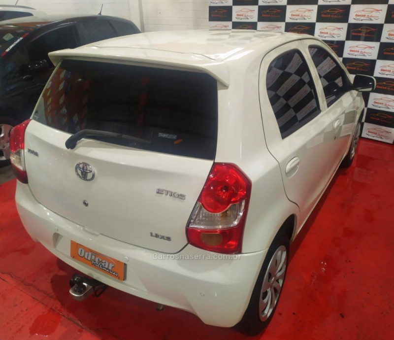 ETIOS 1.3 XS 16V FLEX 4P MANUAL - 2013 - CAXIAS DO SUL