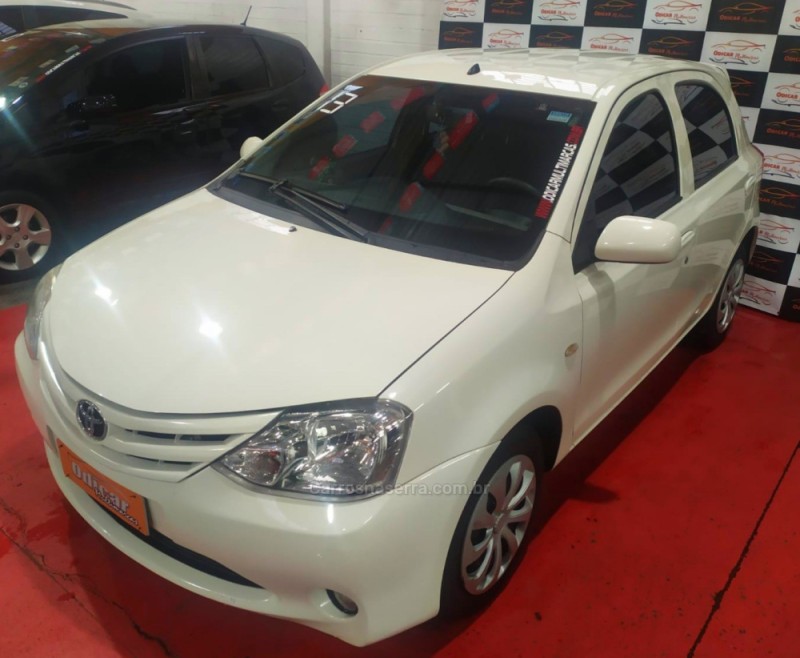 ETIOS 1.3 XS 16V FLEX 4P MANUAL - 2013 - CAXIAS DO SUL