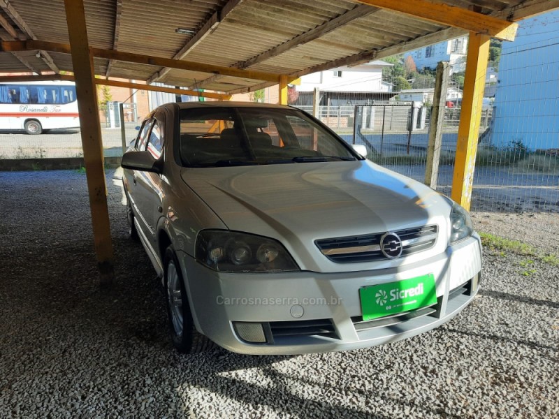 ASTRA 2.0 MPFI ELEGANCE 8V FLEX 4P MANUAL