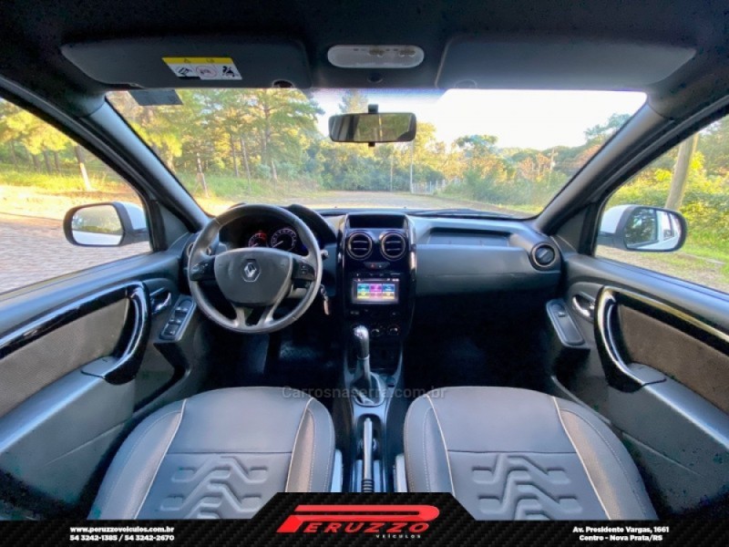 DUSTER 1.6 DYNAMIQUE 4X2 16V FLEX 4P MANUAL - 2016 - NOVA PRATA