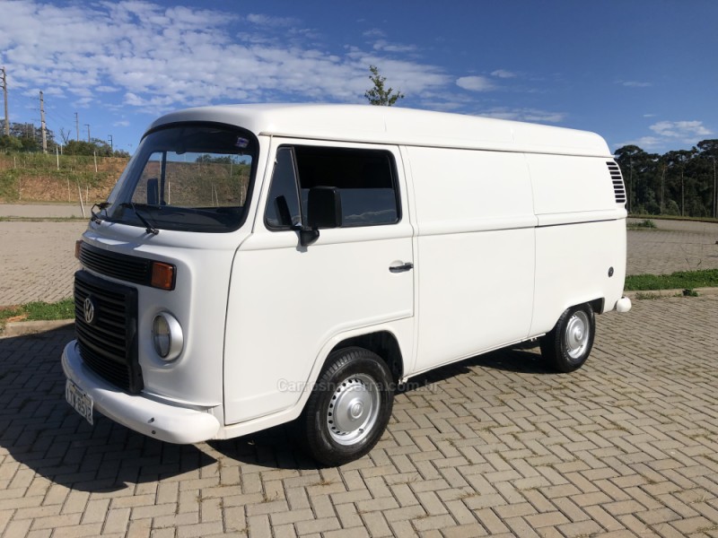 kombi 1.4 mi furgao 8v flex 3p manual 2013 caxias do sul