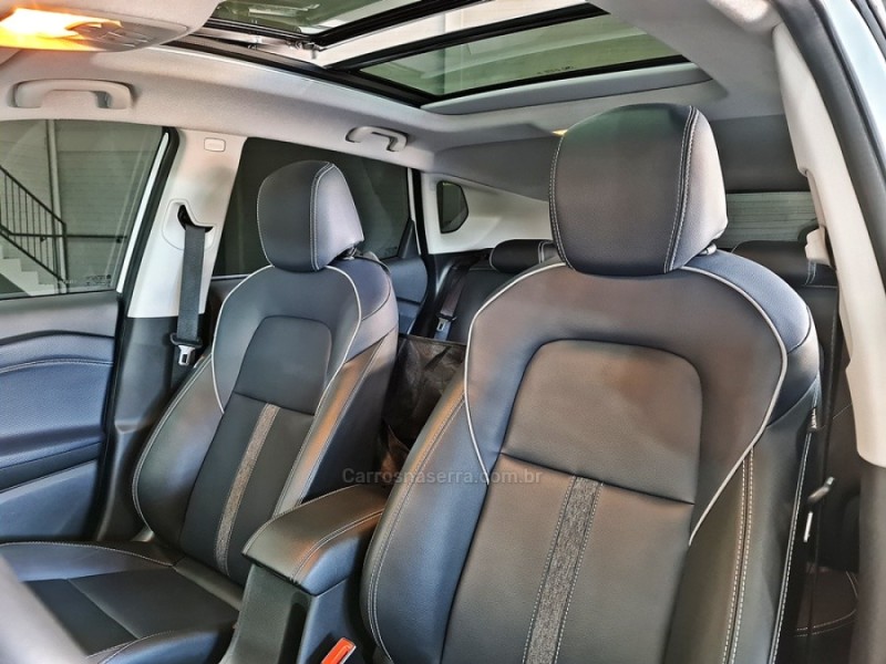 TRACKER 1.2 12V PREMIER TURBO FLEX 4P AUTOMÁTICO - 2022 - NOVO HAMBURGO