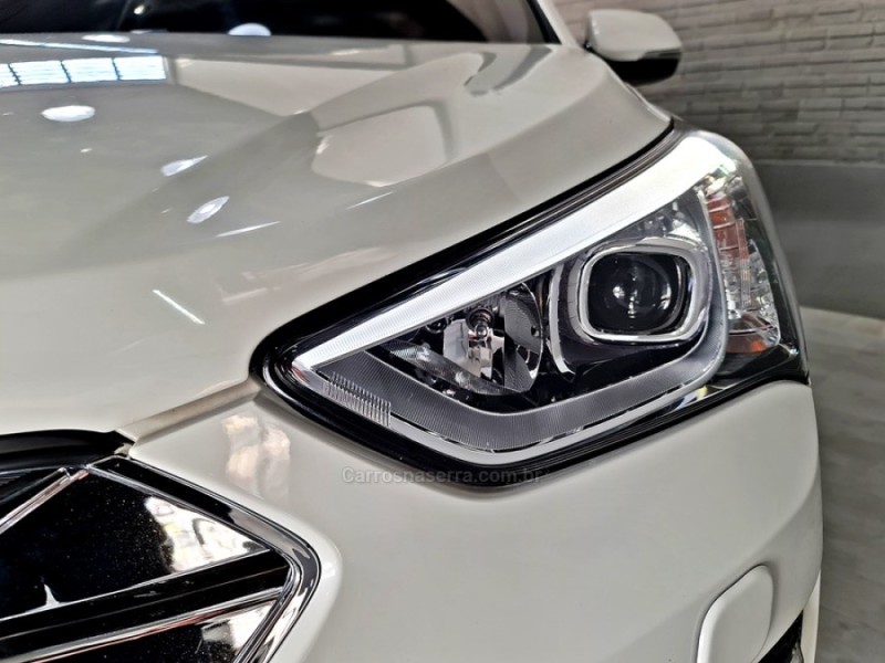 SANTA FÉ 3.3 MPFI 4X4 7 LUGARES V6 270CV GASOLINA 4P AUTOMÁTICO - 2015 - NOVO HAMBURGO