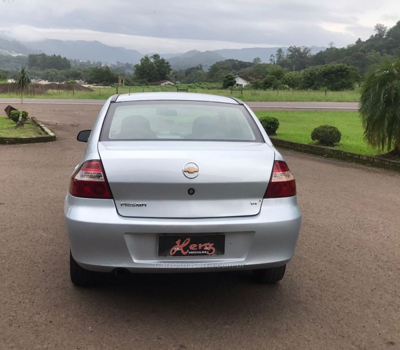 PRISMA 1.4 MPFI MAXX 8V FLEX 4P MANUAL - 2007 - BOM PRINCíPIO