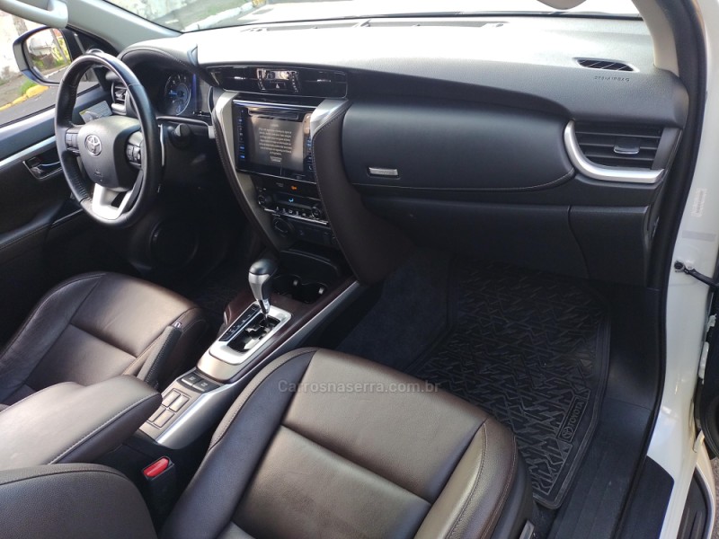 HILUX SW4 2.8 SRX 4X4 16V TURBO INTERCOOLER DIESEL 4P AUTOMÁTICO - 2019 - FARROUPILHA