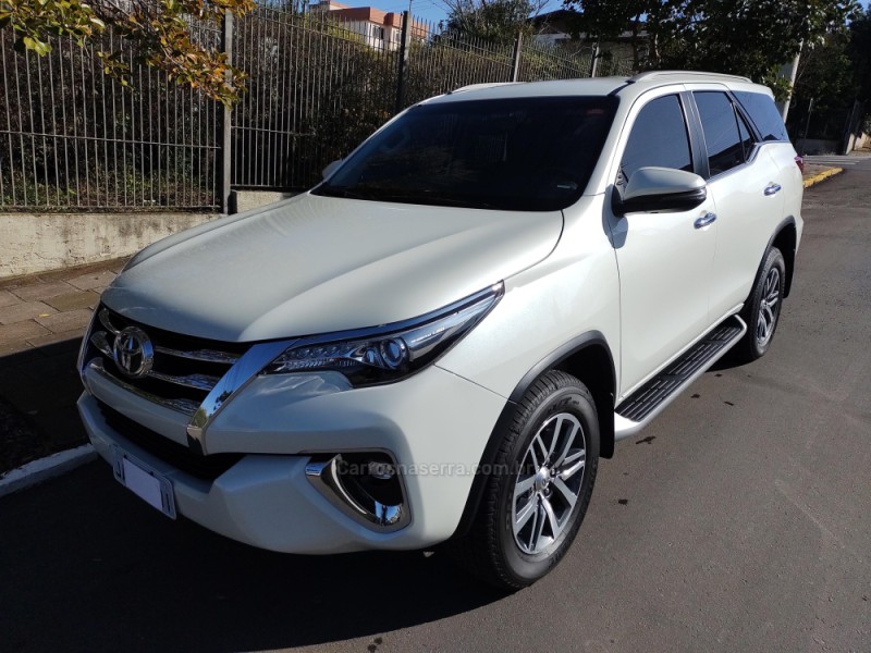 hilux sw4 2.8 srx 4x4 16v turbo intercooler diesel 4p automatico 2019 farroupilha