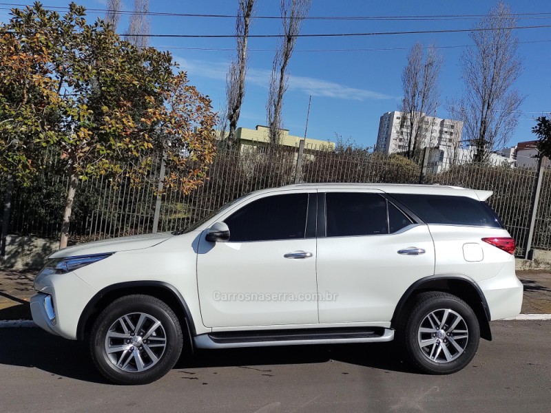 HILUX SW4 2.8 SRX 4X4 16V TURBO INTERCOOLER DIESEL 4P AUTOMÁTICO - 2019 - FARROUPILHA
