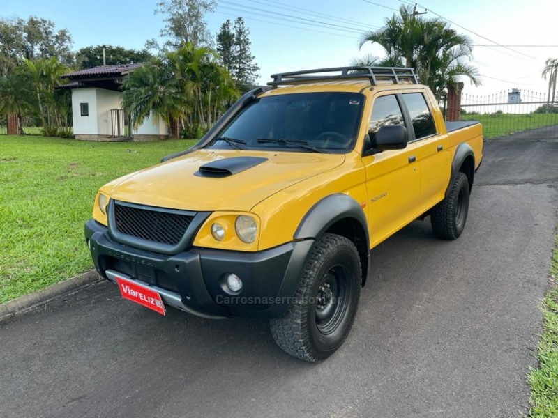 L200 SAVANA 2.5 4X4 CD 8V TURBO DIESEL 4P MANUAL - 2012 - FELIZ