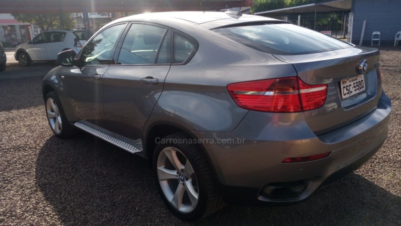 X6 4.4 50I 4X4 COUPÉ 8 CILINDROS 32V BI-TURBO GASOLINA 4P AUTOMÁTICO - 2011 - IGREJINHA