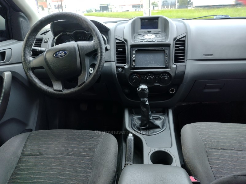 RANGER 2.5 XLS 4X2 CD 16V FLEX 4P MANUAL - 2014 - SAPIRANGA