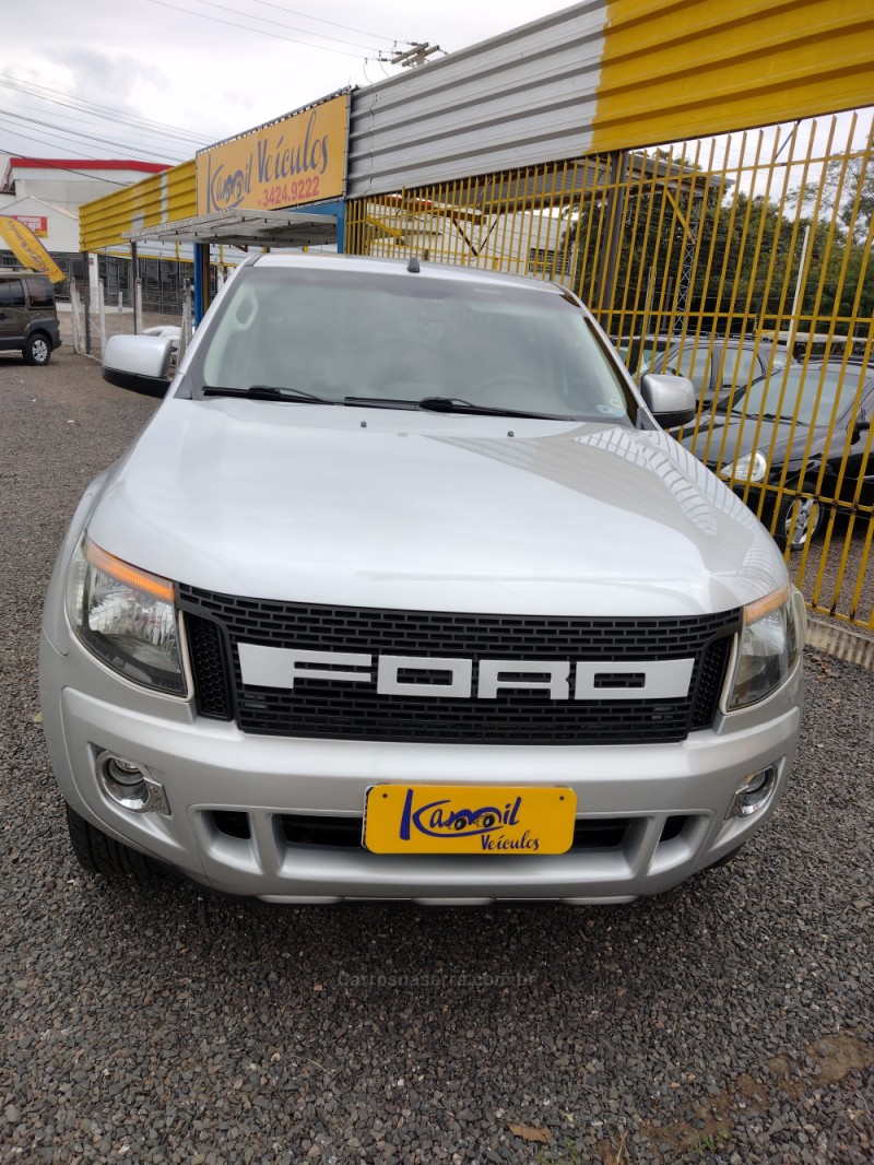 RANGER 2.5 XLS 4X2 CD 16V FLEX 4P MANUAL - 2014 - SAPIRANGA