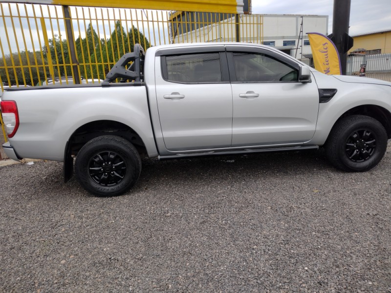 RANGER 2.5 XLS 4X2 CD 16V FLEX 4P MANUAL - 2014 - SAPIRANGA
