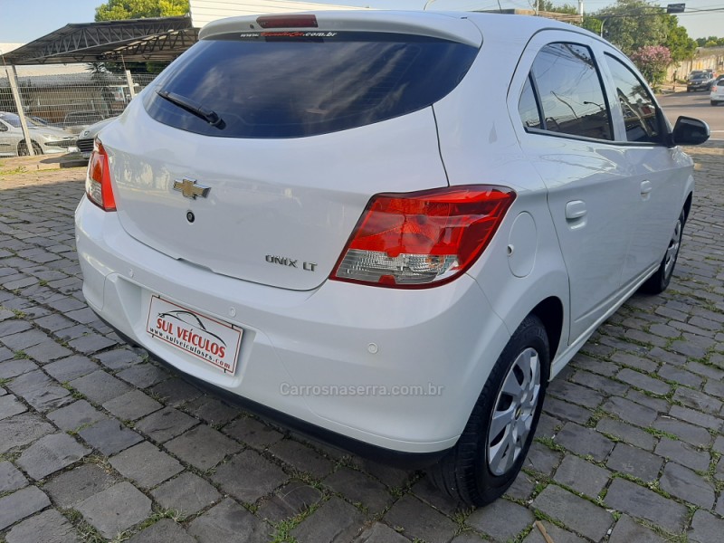 ONIX 1.0 MPFI LT 8V FLEX 4P MANUAL - 2014 - CAXIAS DO SUL