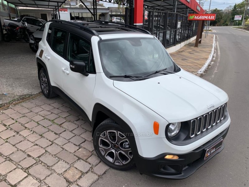 RENEGADE 1.8 16V FLEX LONGITUDE 4P AUTOMÁTICO