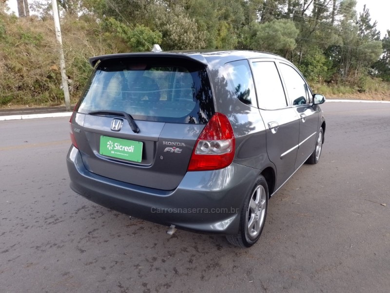 FIT 1.4 LX 8V GASOLINA 4P MANUAL - 2008 - FARROUPILHA