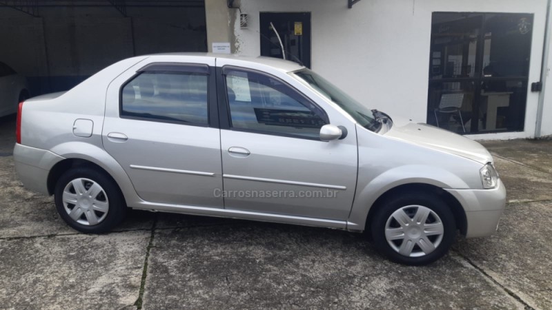 LOGAN 1.6 PRIVILÈGE 16V FLEX 4P MANUAL - 2009 - FARROUPILHA