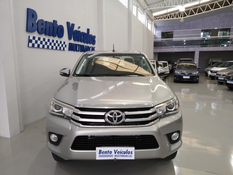 hilux 2.8 srx 4x4 cd 16v diesel 4p automatico 2017 bento goncalves