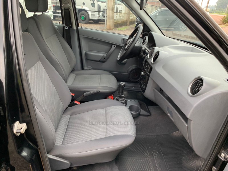 GOL 1.0 MI 8V FLEX 4P MANUAL G.IV - 2014 - BOM PRINCíPIO