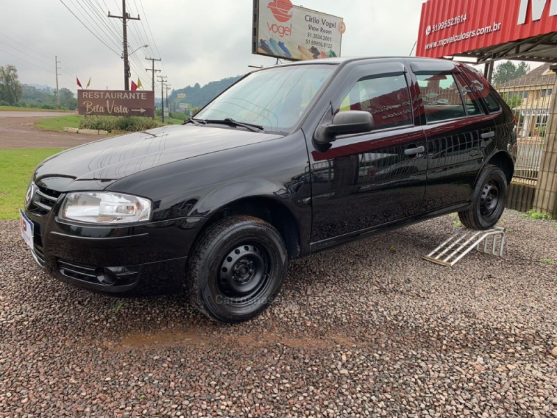 GOL 1.0 MI 8V FLEX 4P MANUAL G.IV - 2014 - BOM PRINCíPIO