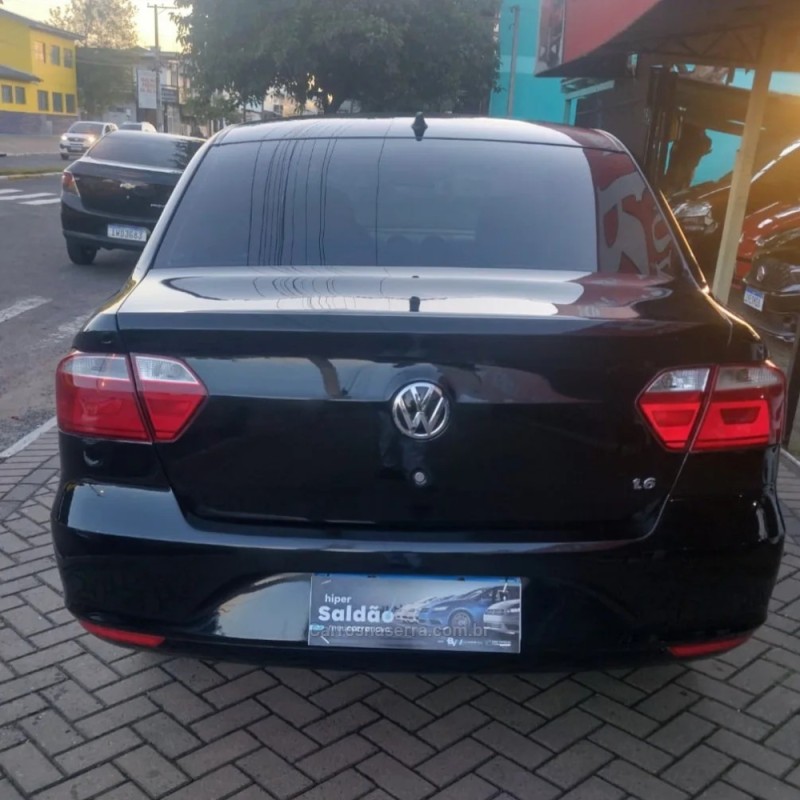 VOYAGE 1.6 MI TREND 8V FLEX 4P MANUAL - 2013 - PAROBé