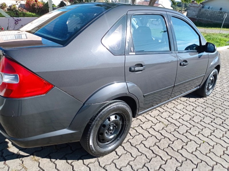 FIESTA 1.6 MPI SEDAN 8V FLEX 4P MANUAL