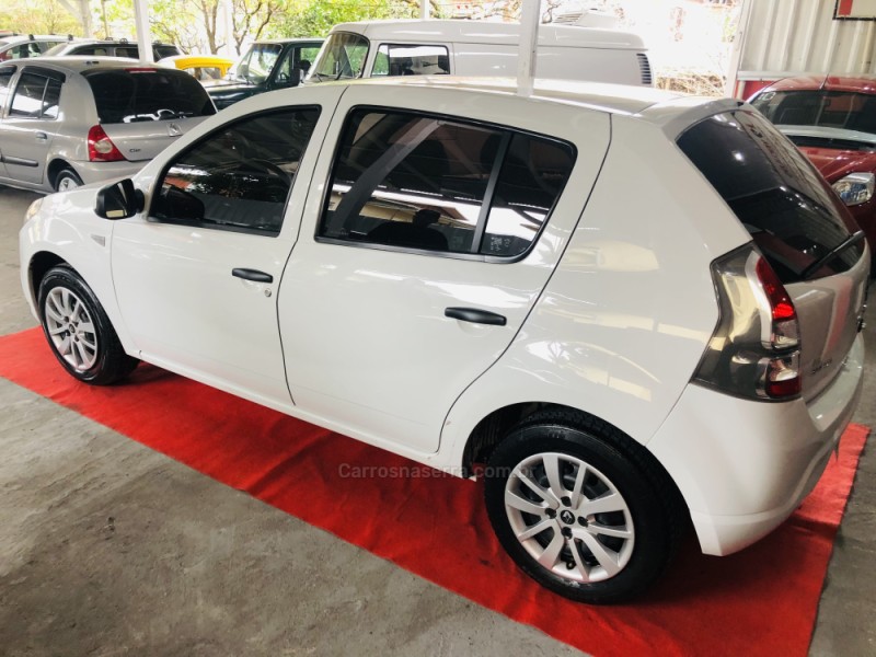 SANDERO 1.6 EXPRESSION 8V FLEX 4P MANUAL - 2013 - CAXIAS DO SUL