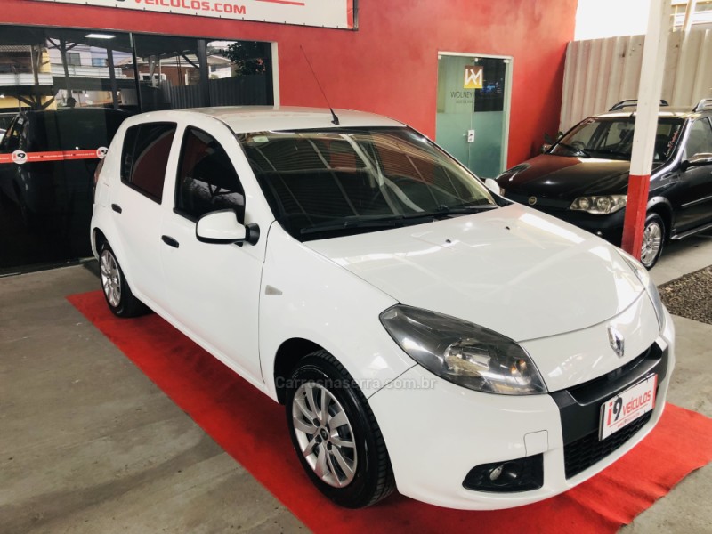 SANDERO 1.6 EXPRESSION 8V FLEX 4P MANUAL - 2013 - CAXIAS DO SUL