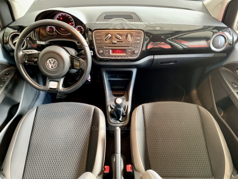 UP 1.0 CROSS T.FLEX 12V 4P MANUAL - 2016 - CAXIAS DO SUL
