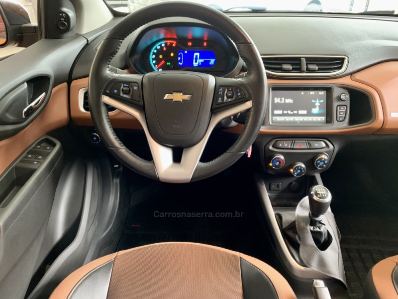 ONIX 1.4 MPFI ACTIV 8V FLEX 4P MANUAL - 2017 - CAXIAS DO SUL