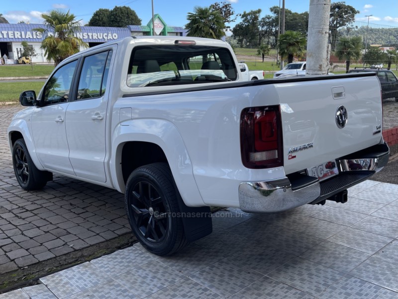 AMAROK 3.0 V6 TDI HIGHLINE CD DIESEL 4MOTION AUTOMÁTICO - 2019 - CASCA