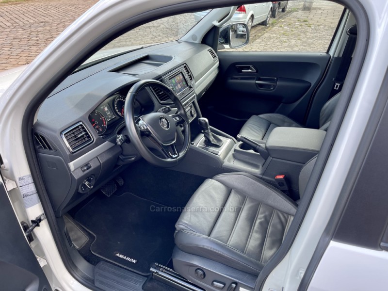 AMAROK 3.0 V6 TDI HIGHLINE CD DIESEL 4MOTION AUTOMÁTICO - 2019 - CASCA