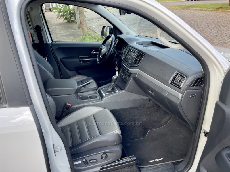 AMAROK 3.0 V6 TDI HIGHLINE CD DIESEL 4MOTION AUTOMÁTICO - 2019 - CASCA