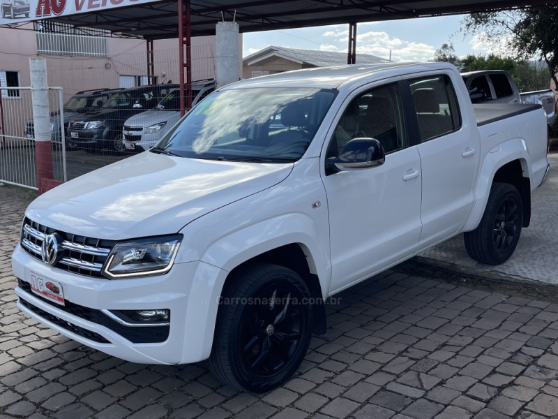 AMAROK 3.0 V6 TDI HIGHLINE CD DIESEL 4MOTION AUTOMÁTICO - 2019 - CASCA
