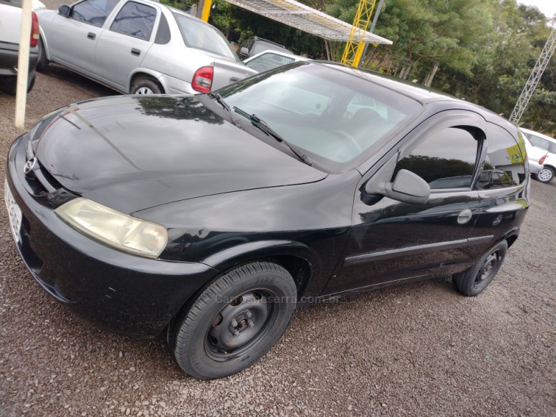 CELTA 1.0 MPFI SUPER 8V FLEX 2P MANUAL - 2003 - SAPIRANGA