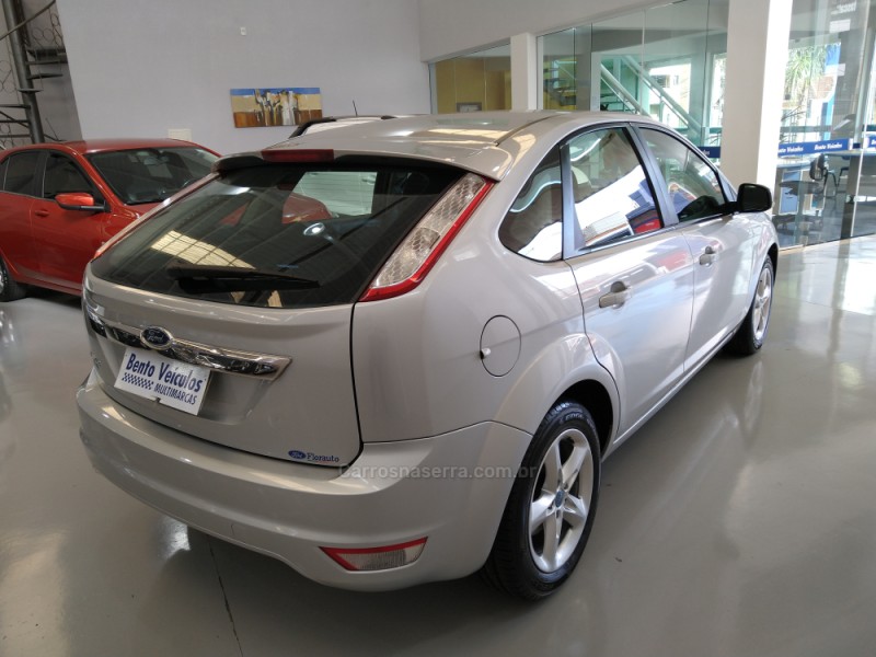 FOCUS 1.6 GLX 8V FLEX 4P MANUAL - 2013 - BENTO GONçALVES