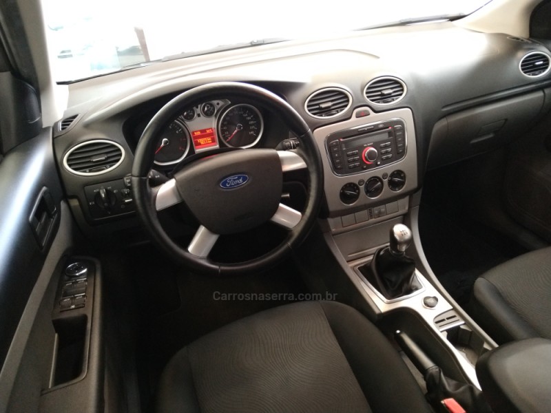FOCUS 1.6 GLX 8V FLEX 4P MANUAL - 2013 - BENTO GONçALVES