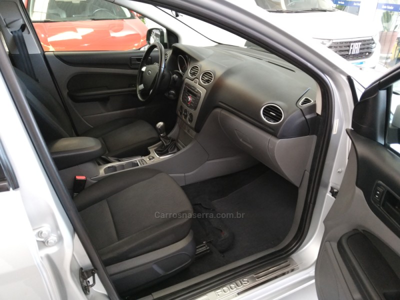 FOCUS 1.6 GLX 8V FLEX 4P MANUAL - 2013 - BENTO GONçALVES
